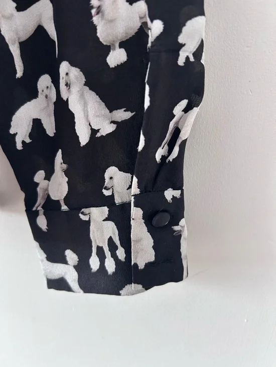 ALICE + OLIVIA 100% Silk Poodle-Print Button Front Shirt | Medium, can fit Small - Picture 7 of 10